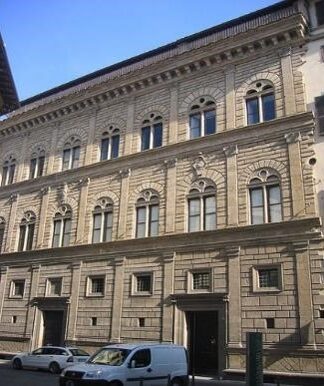 بررسی قصر روچلاي palazzo ruccellai