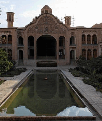 تأثیر آب در پایداری معماری خانههای اقلیم گرم